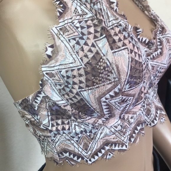 Victoria’s Secret PINK Halter Lace Bralette sz S - Picture 3 of 6